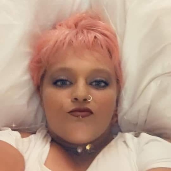 Meet your Posher, Crystal - Picture 1 of 1